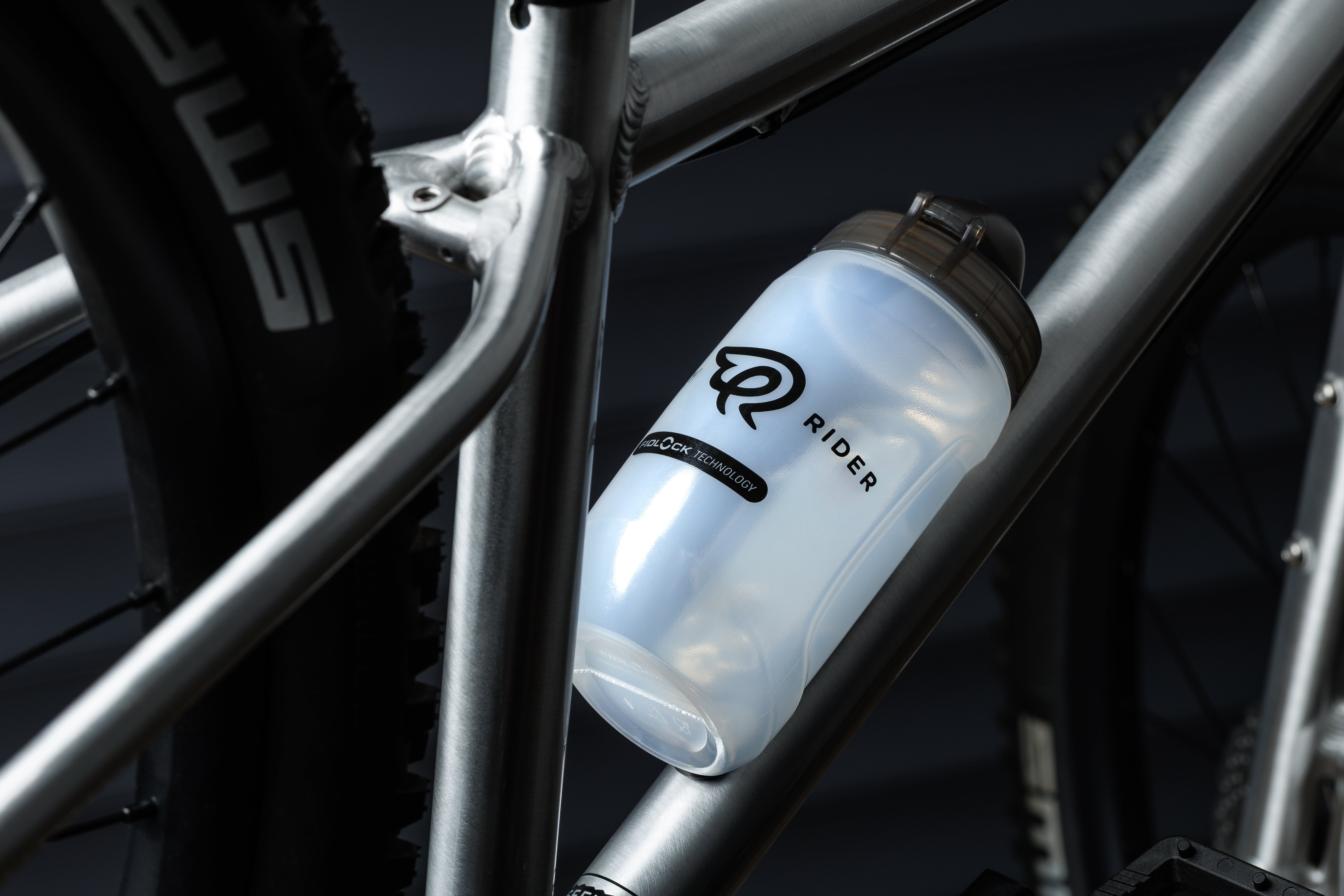 Fidlock Twist 450ml Bottle (Inc Mount)